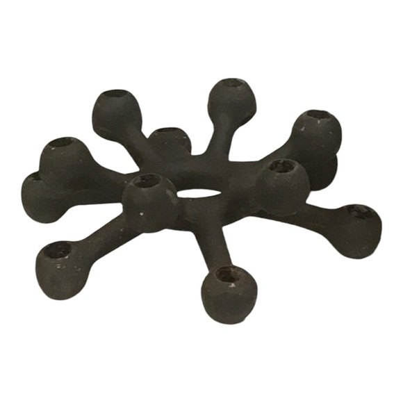 Vintage cast iron spider candlestick holder by Jens Quistgaard for Dansk Design - Picture 3 of 8